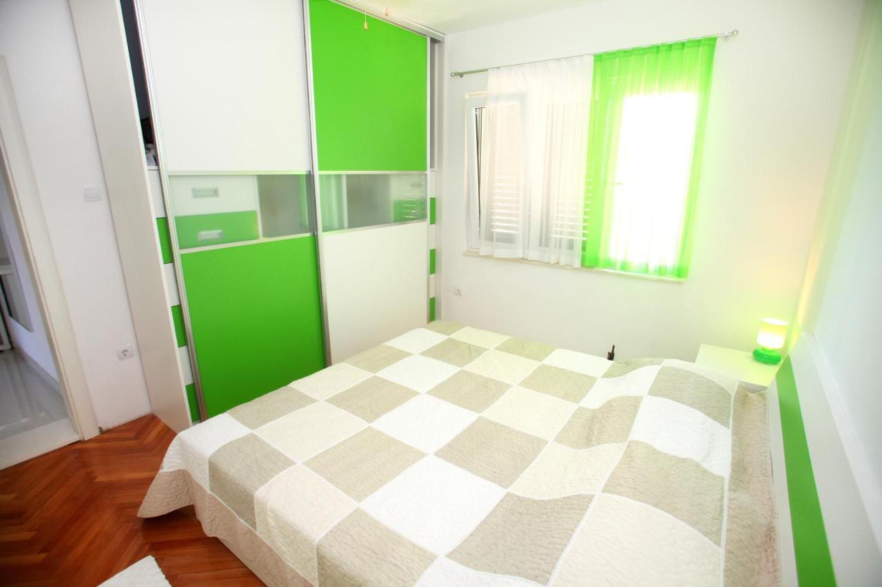 Apartments Nakir Slatine Oda fotoğraf